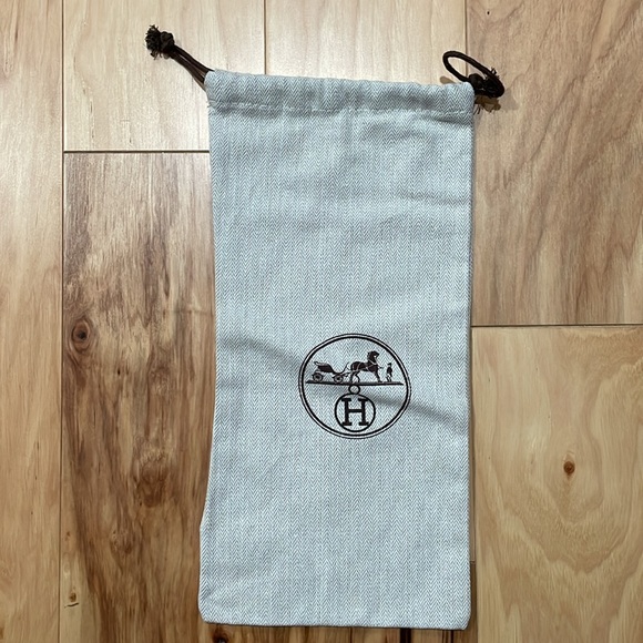 Lot - Hermes, Paris: A Large Logo Dust Bag